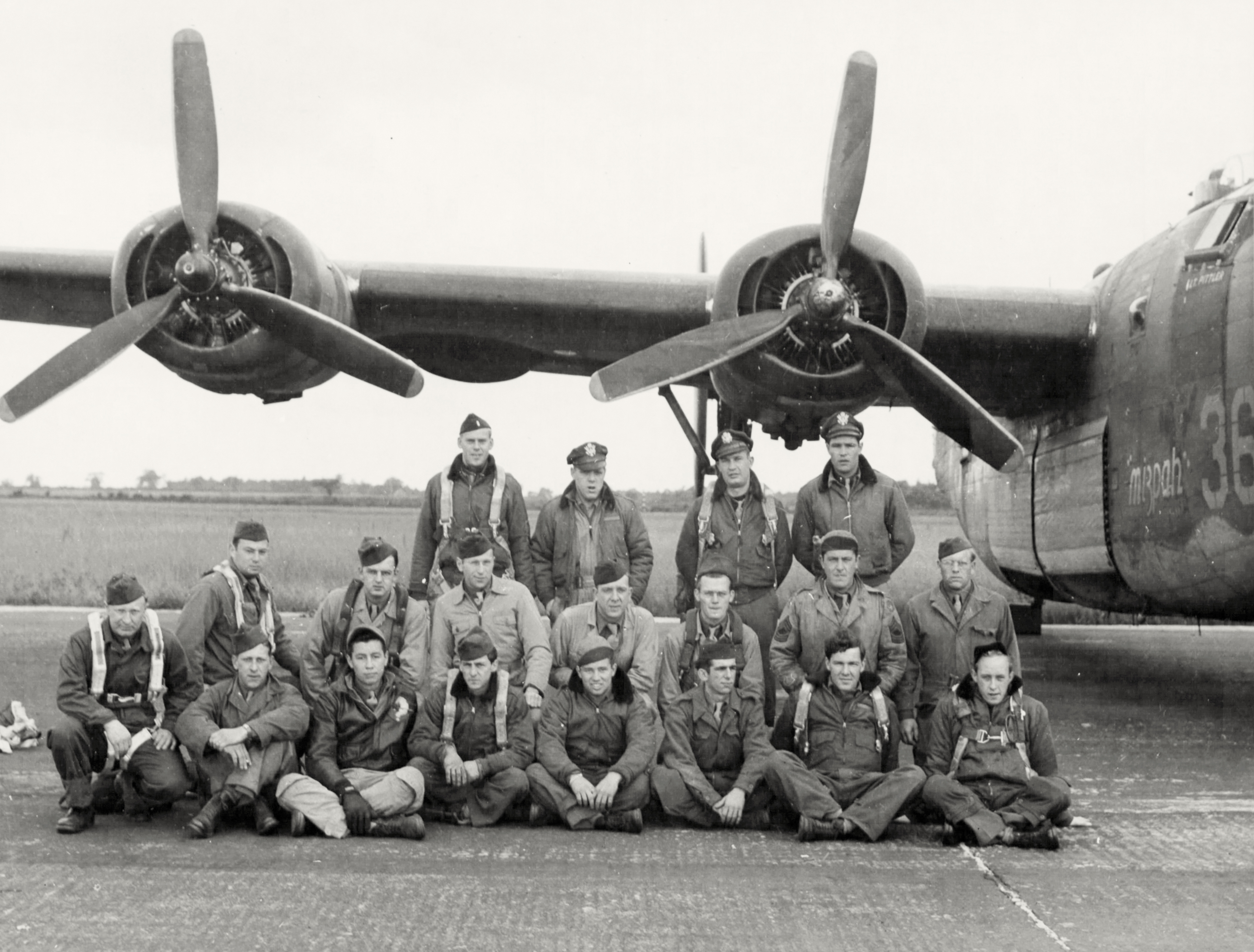 42-100366 B-24J Liberator 8AF 458BG754BS Z5H Mizpah nose art right side England 01