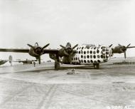 Asisbiz 42-40127 B-24D Liberator 8AF 458BG754BS Z5Z Thar She Blows II aka First Sargeant assembly ship FRE1932