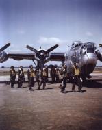 Asisbiz 42-50768 B-24J Liberator 8AF 458BG754BS J4Y Arise My Love and Come With Me 5th Sep 1944 NA3A49759