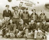 Asisbiz 42-95050 B-24H Liberator 8AF 458BG752BS 7VJ Gas House Mouse nose art left side England 01