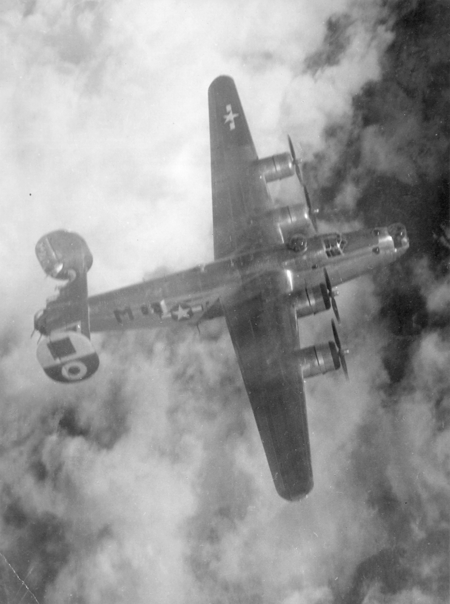 Consolidated B-24 Liberator 15AF 460BG returned after encountering heavy flak over Munich Germany 23rd Sep 1944 55119AC