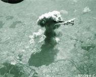 Asisbiz 44-41084 B-24J Liberator 15AF 464BG778BS Big Fat Mama over Pardubice Oil Refinery 24th Aug 1944 NA699