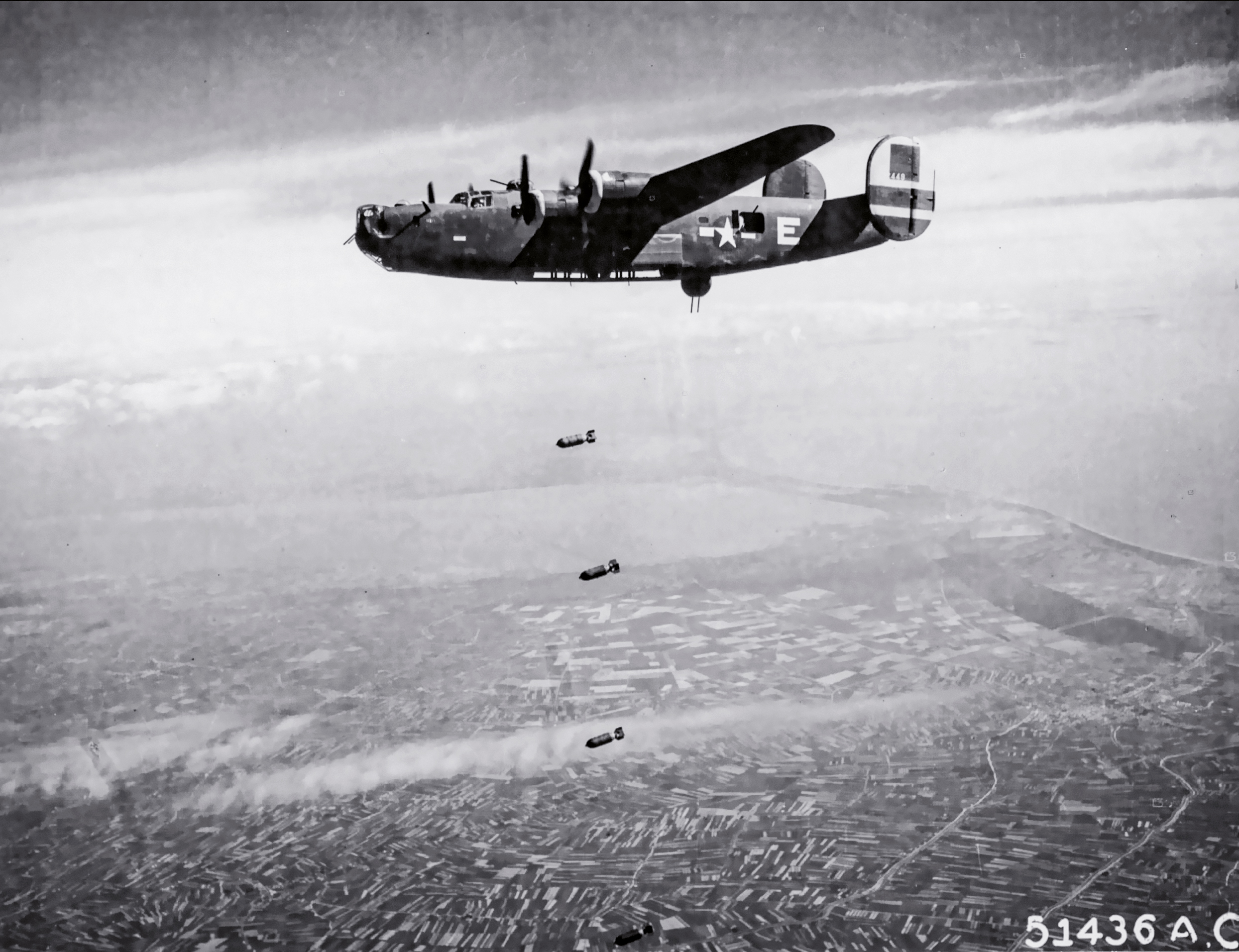 42-52449 B-24H Liberator 15AF 465BG783BS Gum Drop aka Patches over rail yards Forli Italy 19th May 1944 02