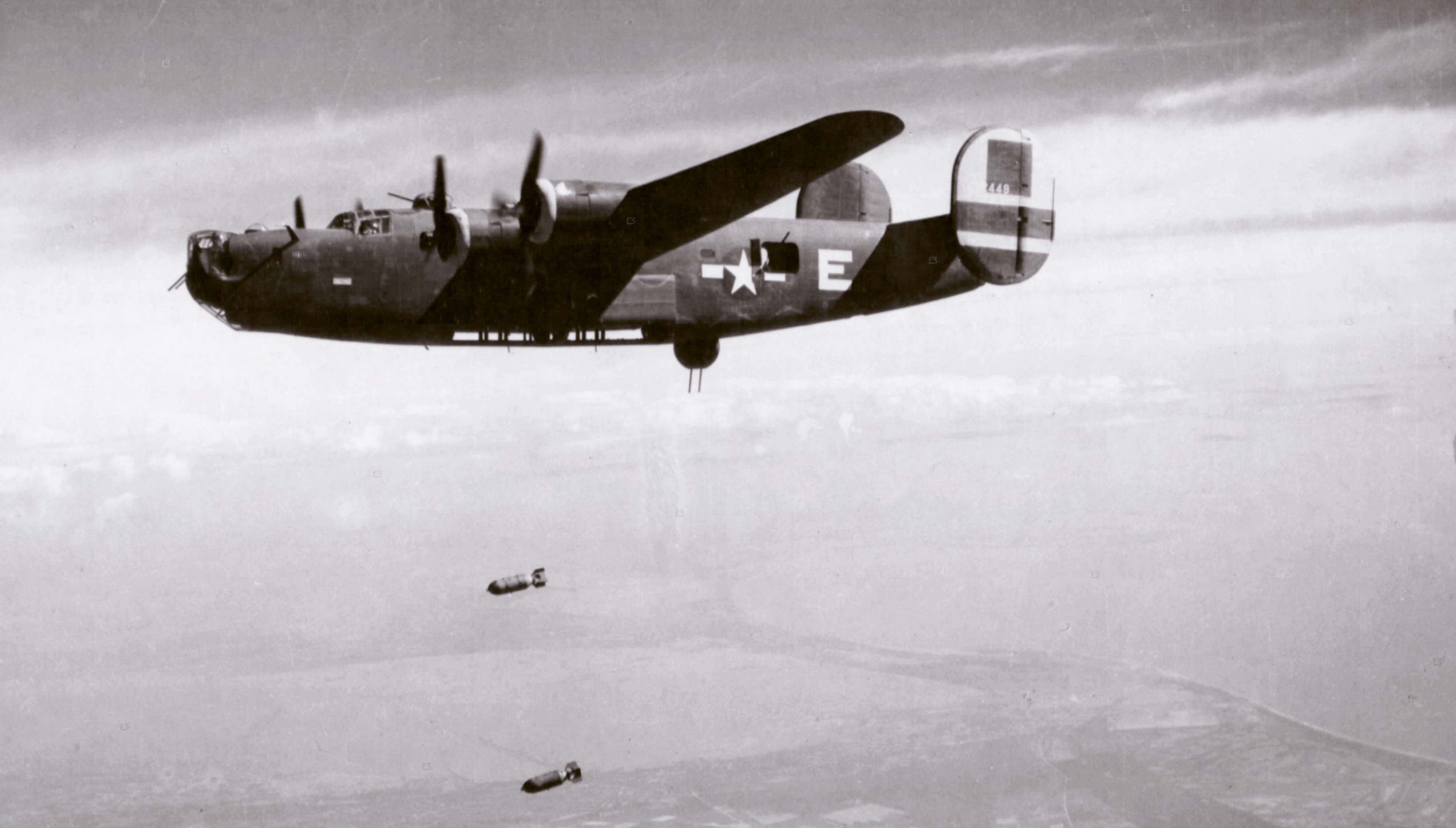 42-52449 B-24H Liberator 15AF 465BG783BS Gum Drop aka Patches over rail yards Forli Italy 19th May 1944 04