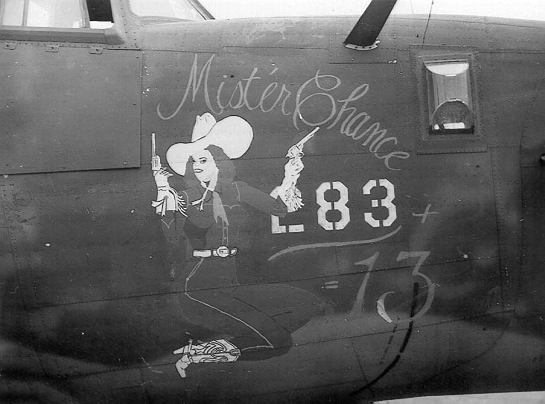 41-28691 B-24H Liberator 8AF 466BG785BS 2UI nose art right side England 01