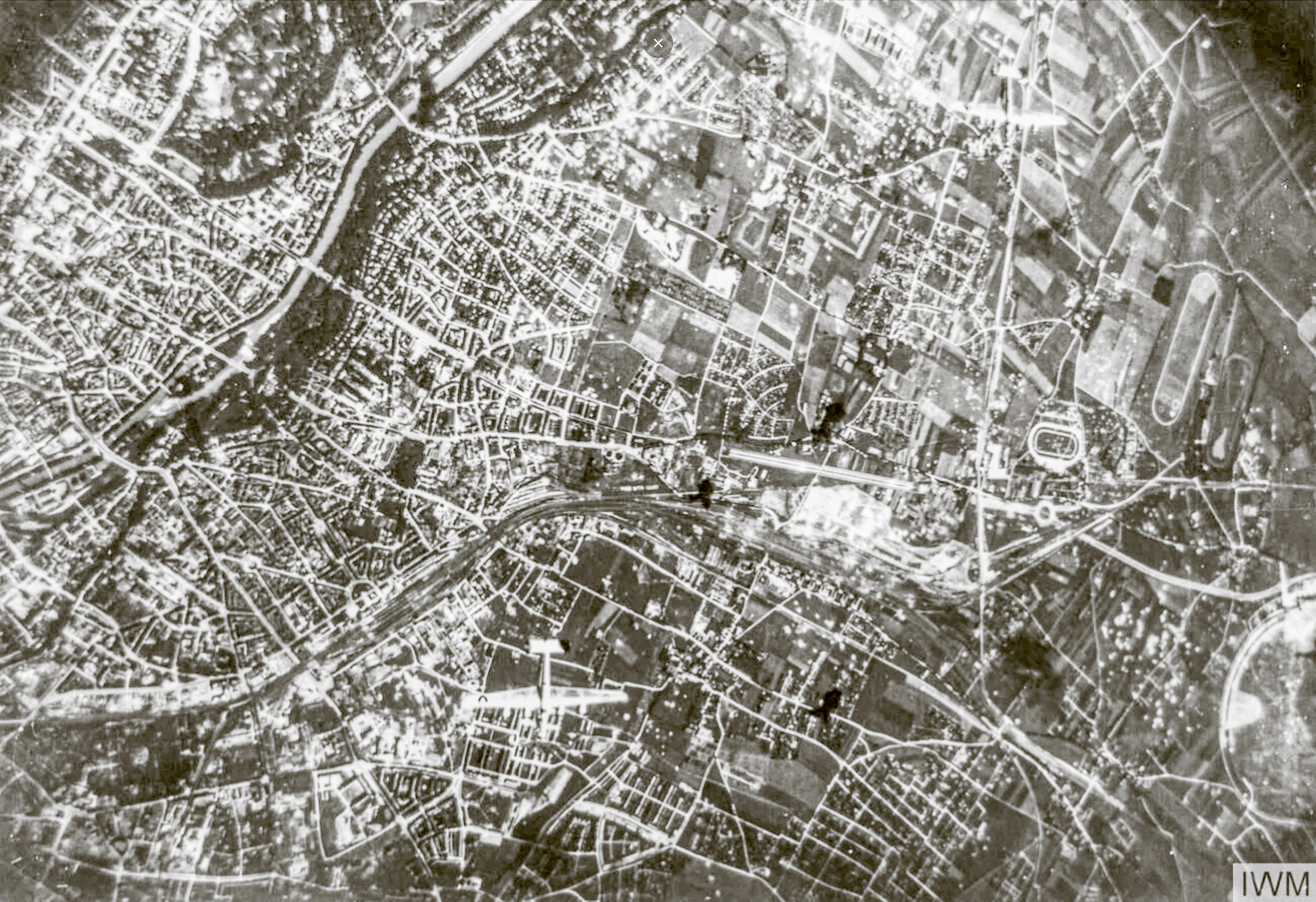 Consolidated B-24 Liberator 8AF 489BG846BS 8RU with 466BG786BS U8 flying over Munich 21st July 1944 FRE8564