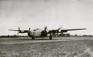 Asisbiz 41-29387 B-24H Liberator 8AF 466BG785BS 2UB+ The Snark landing at its base in England 1944 FRE8410