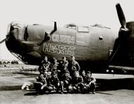 Asisbiz 42-52511 B-24H Liberator 8AF 466BG786BS U8E Queen of Hearts nose art left side England 01