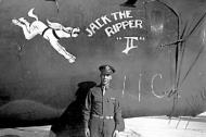 Asisbiz 42-52424 B-24H Liberator 8AF 467BG791BS 4ZK+ Jack The Ripper II nose art right side England 01