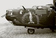Asisbiz 42-52590 B-24H Liberator 8AF 467BG789BS 6AE Pluribus Aluminum 01