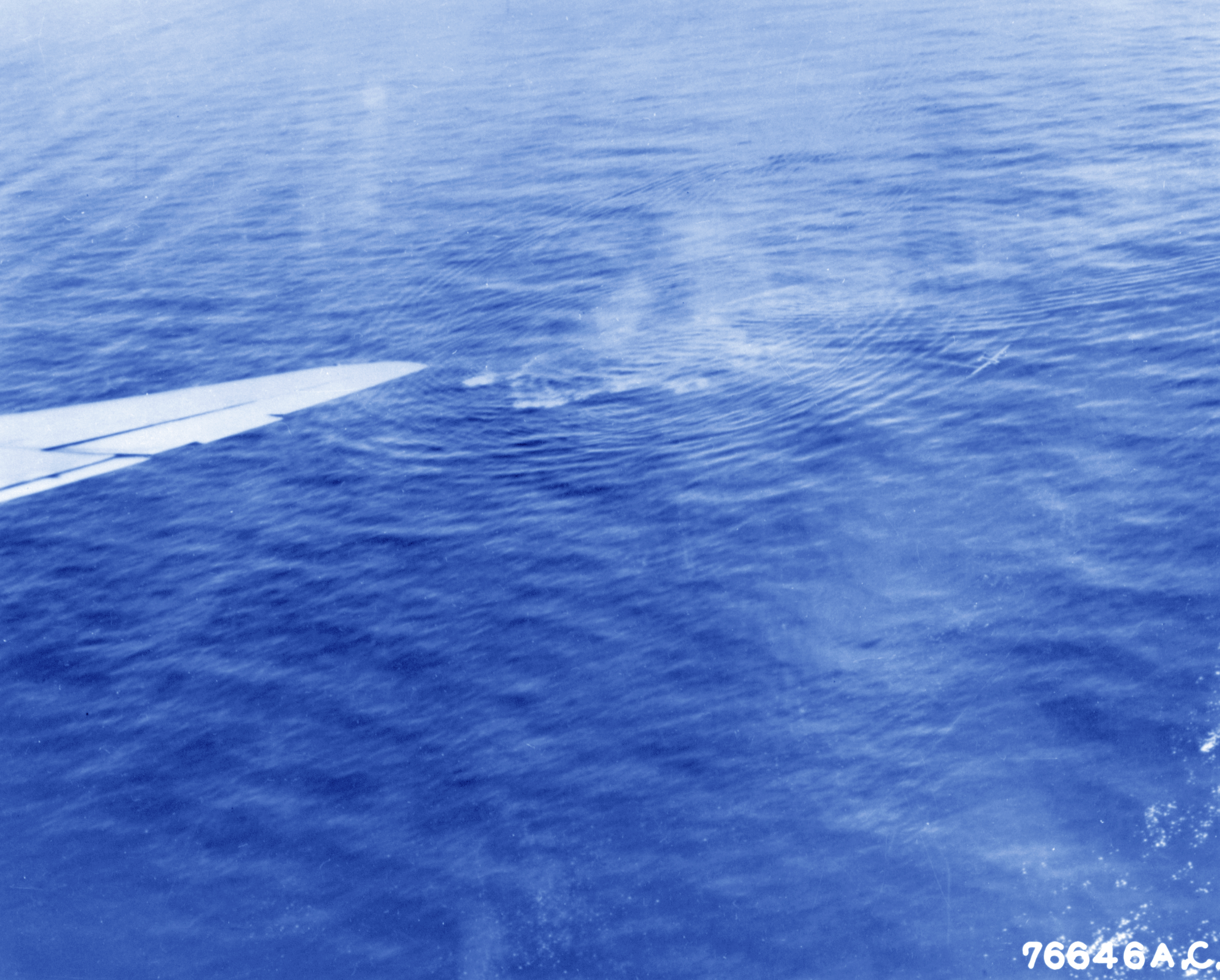 479th Anti Submarine Group sink a German submarine somewhere in the North Sea 29th July 1943 NA426