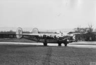 Asisbiz 42-50385 B-24H Liberator 8AF 482BG812BS R4H Beast of Bourbon radar countermeasures unit at Cheddington 1945 FRE8648