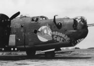 Asisbiz 41-29476 B-24H Liberator 8AF 487BG839BS R5H Gashouse Gus nose art right side FRE2043