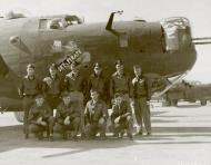 Asisbiz 42-94823 B-24H Liberator 8AF 490BG848BS 7WI Sky Pirate with crew nose art right side 01
