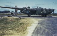 Asisbiz 42-94837 B-24H Liberator 8AF 490BG848BS 7WT The Jinx at Eye FRE6905