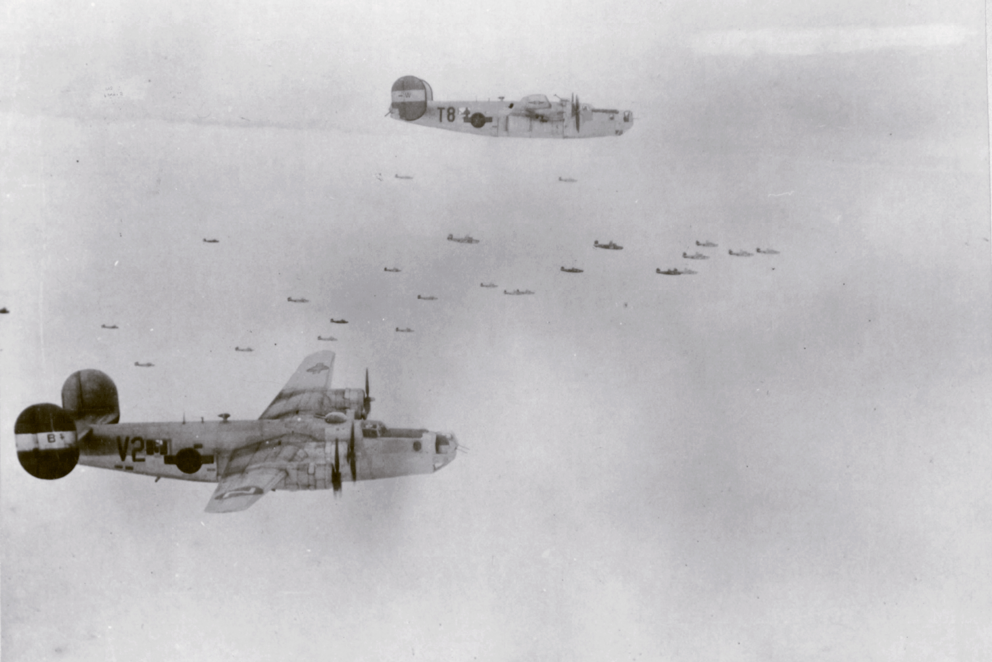 44-40232 B-24J Liberators 8AF 491BG855BS V2B+ and 491BG853BS T8 W over Hanau Germany 11th Dec 1944