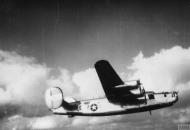 Asisbiz 42-50757 B-24J Liberator 8AF 491BG855BS V2X+ en route Holland 18th Sep 1944 FRE2121