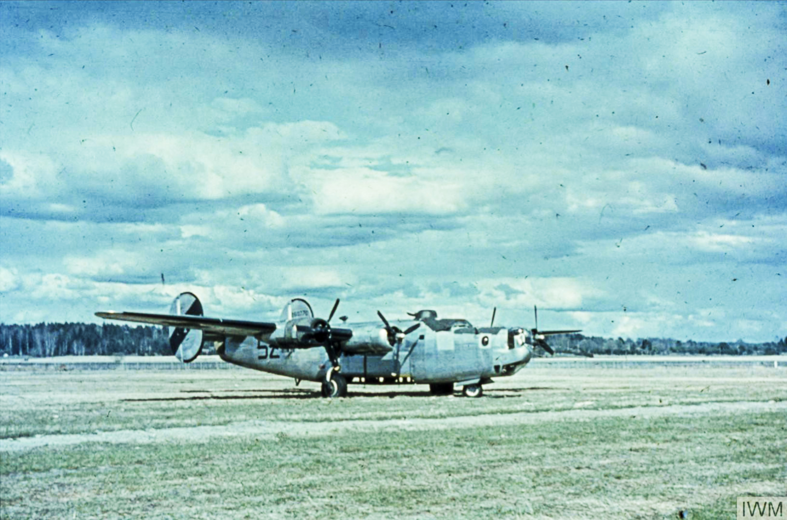 42-50770 B-24J Liberator 8AF 492BG856BS 5ZI interned Sweden 4th Aug 1944 MACR7715 FRE6891