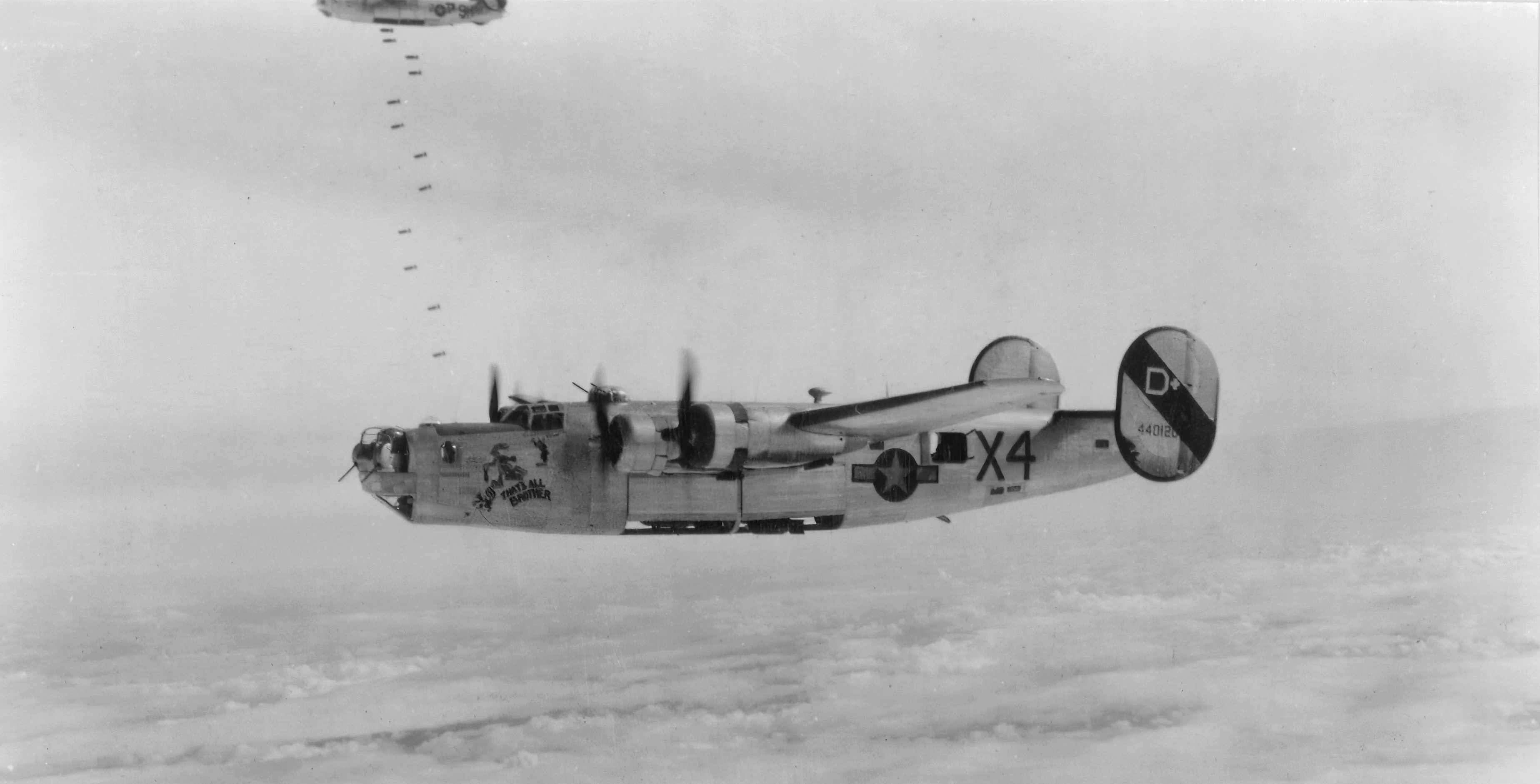 44-40120 B-24J Liberator 8AF 492BG859BS X4D That's All Brother over Saarbrucken Germany drop zone 03