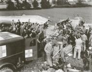 Asisbiz 44-40087 B-24J Liberator 8AF 492BG856BS 5ZZ Sweet Chariot crashed England 29th May 1944 02
