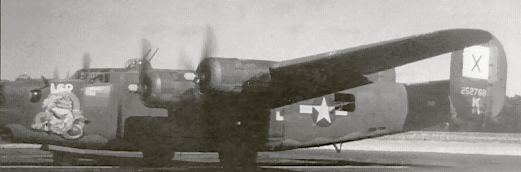 42-52768 B-24H Liberator 8AF 493BG860BS N6K Leo 01