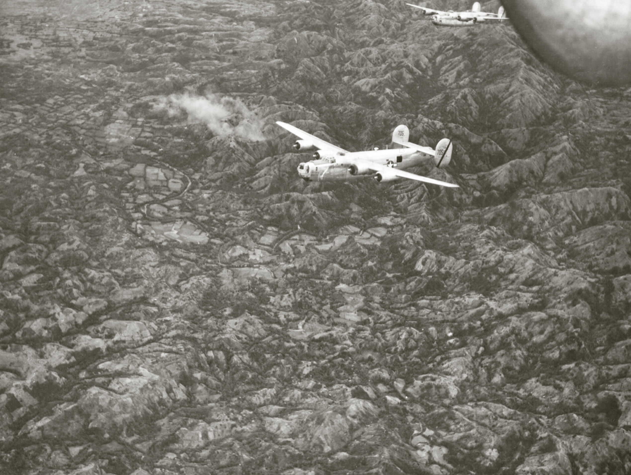 44-40705 B-24J Liberator 7AF 494BG865BS 705 The Sniffin Griffin over Cebu Philippines 01