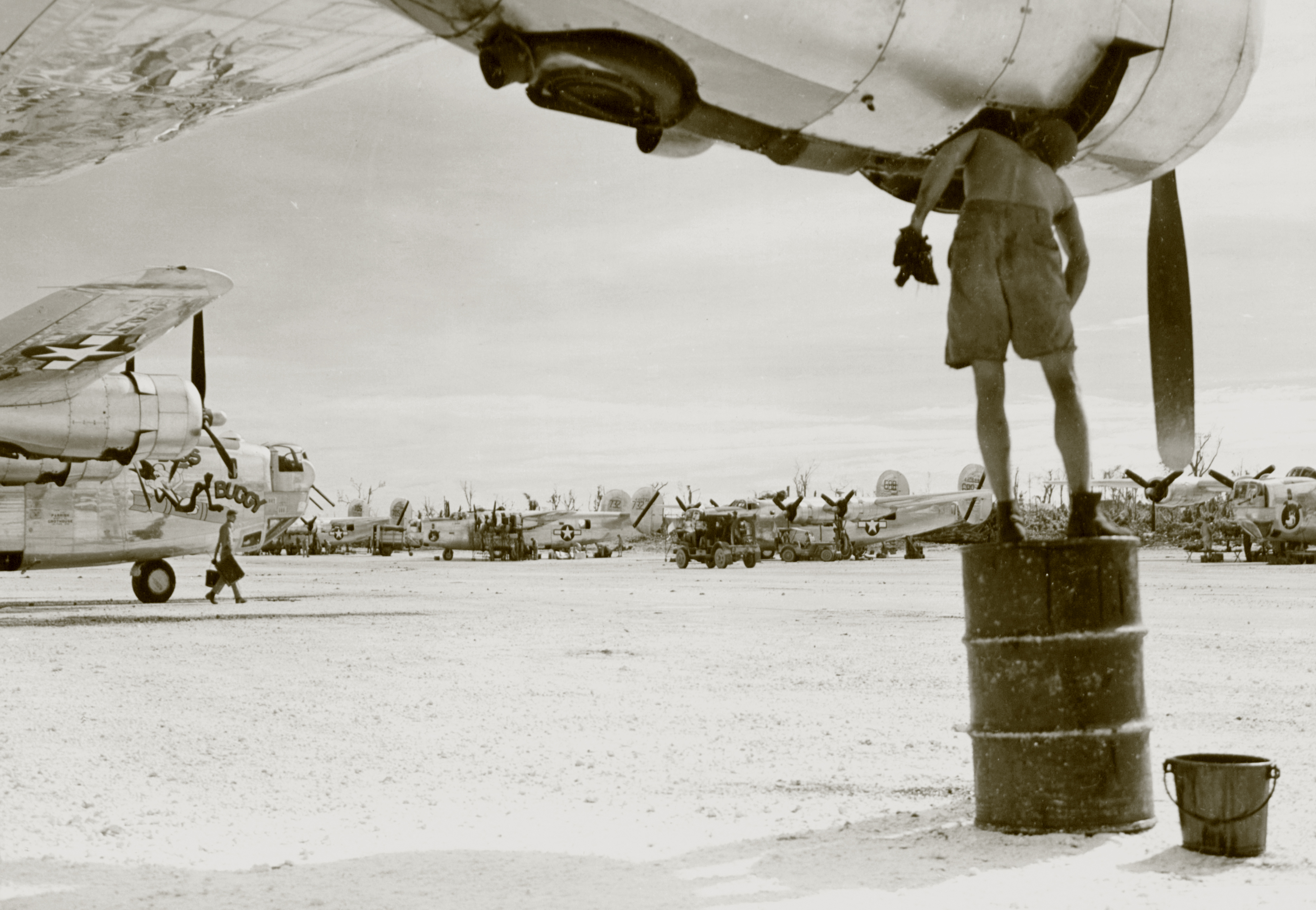 44-40732 B-24J Liberator 7AF 494BG864BS 732 Flyin' Pay on Angaur Isl Palau Caroline Group 1944 01