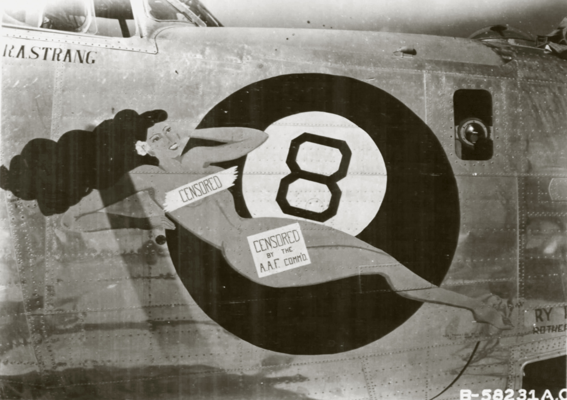 44-40744 B-24J Liberator 7AF 494BG866BS 744 8 Ball nose art right side 01