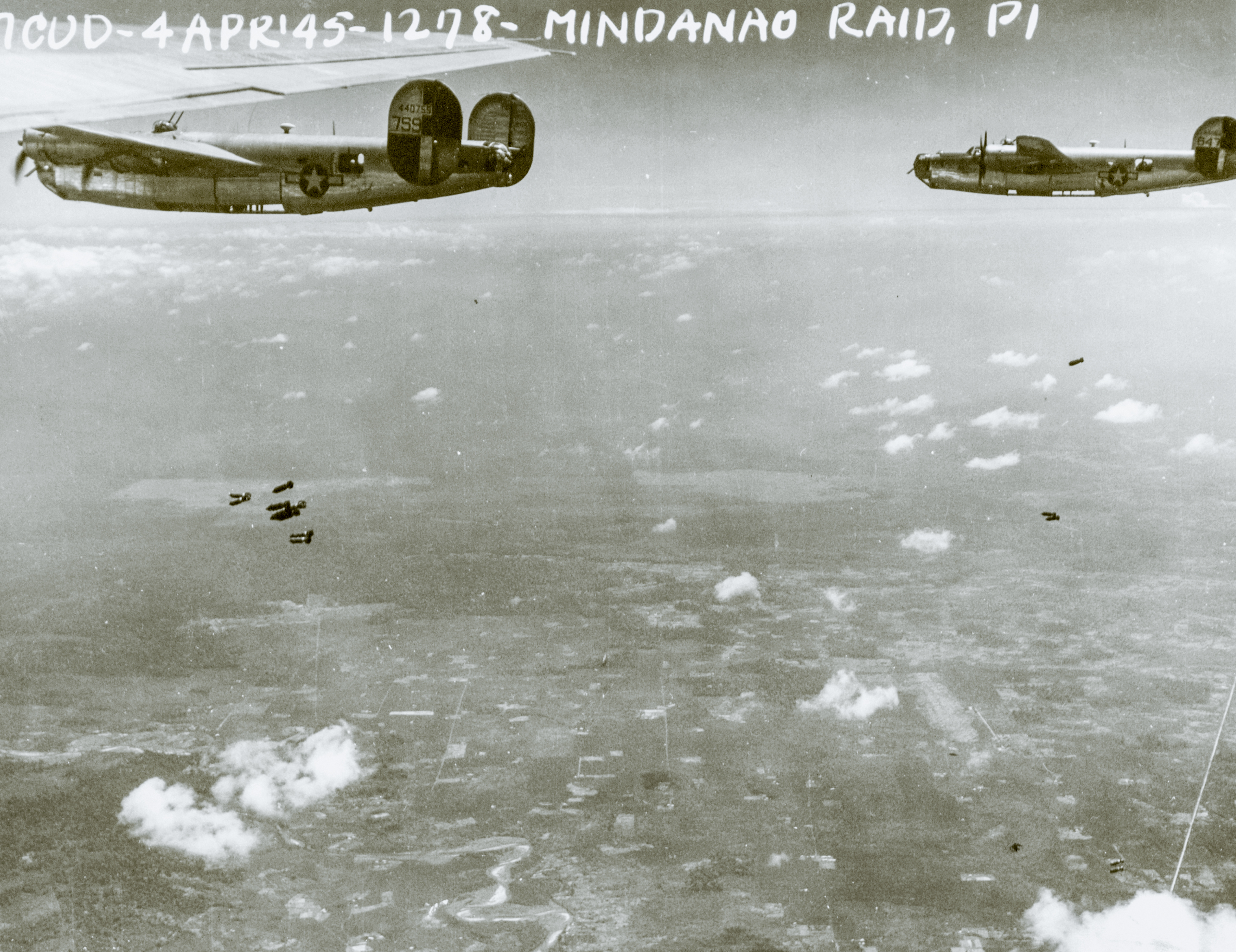 44-40759 B-24J Liberator 7AF 494BG867BS 759 Shack Bunnyin formation with 749 over Cebu Philippines 4th Apr 1945 01