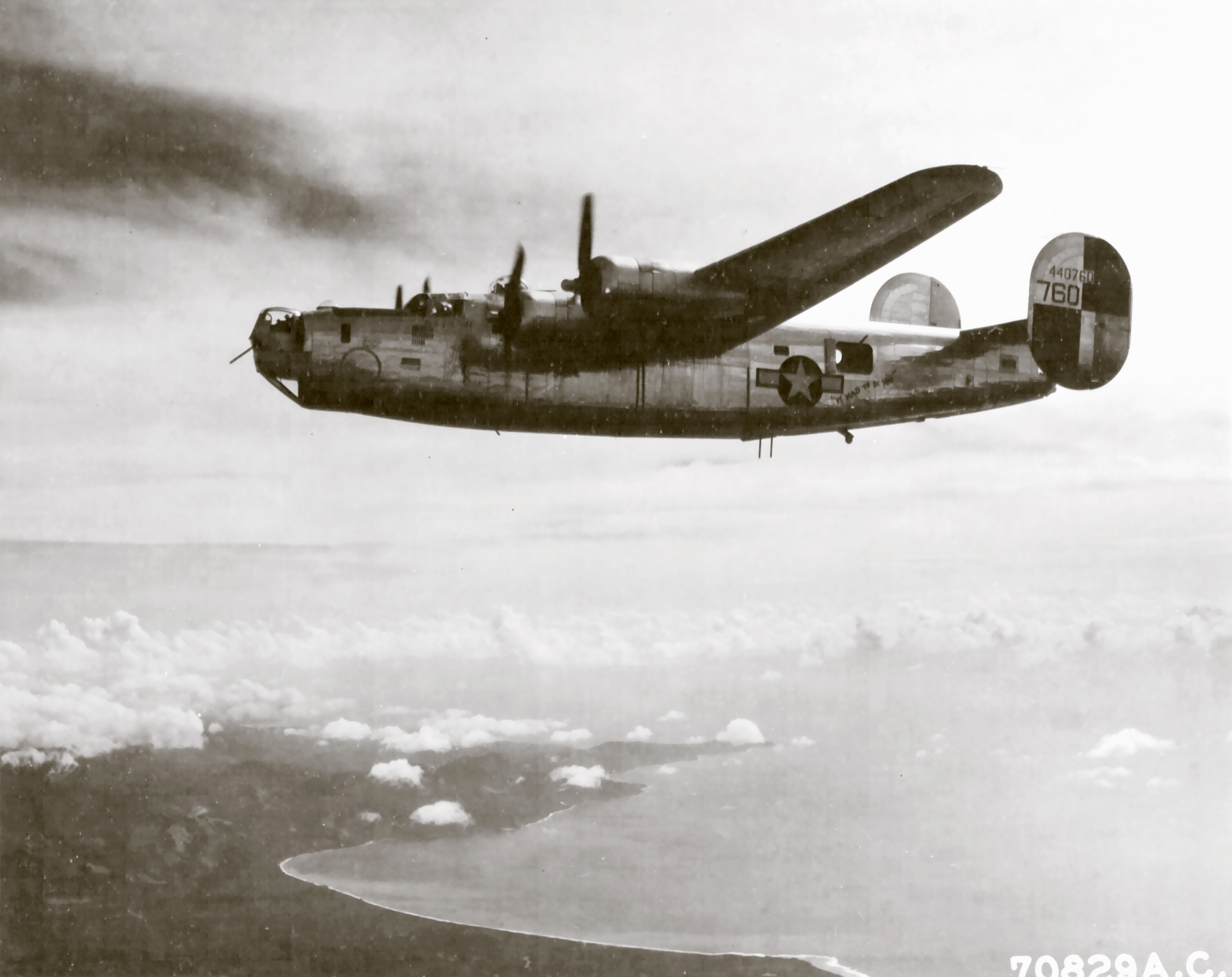 44-40760 B-24J Liberator 7AF 494BG867BS 760 Black Sheep over Mindanao Philippines 01