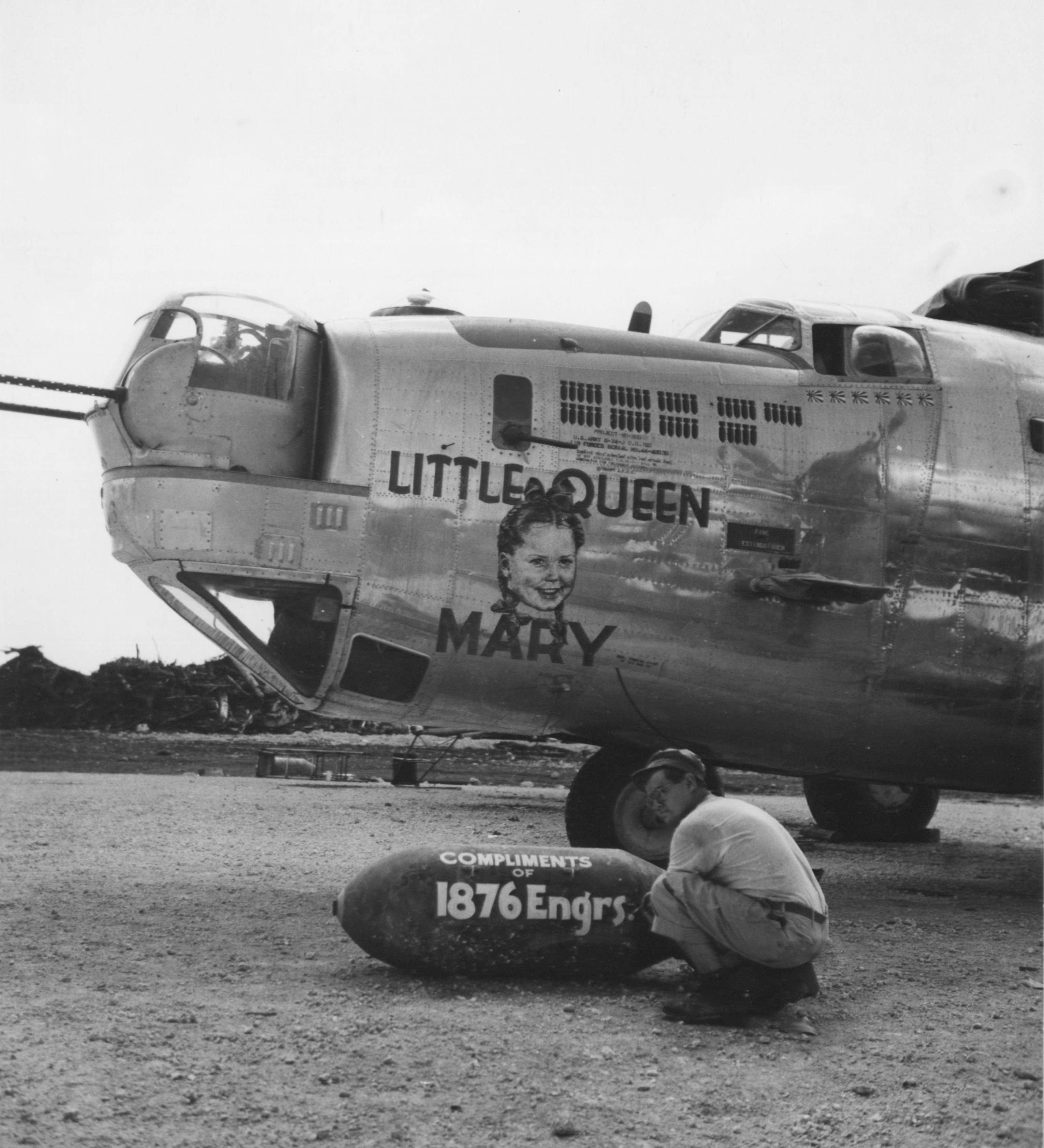 44-40536 B-24J Liberator 13AF 5BG394BS Little Queen Mary Philippines 1945 01