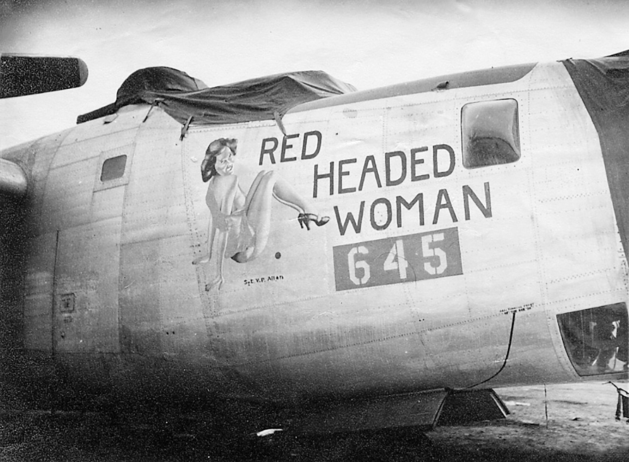 44-41645 B-24L Liberator 7AF 13AF FEAF 5BG72BS Red Headed Woman nose art right side SOPAC 01