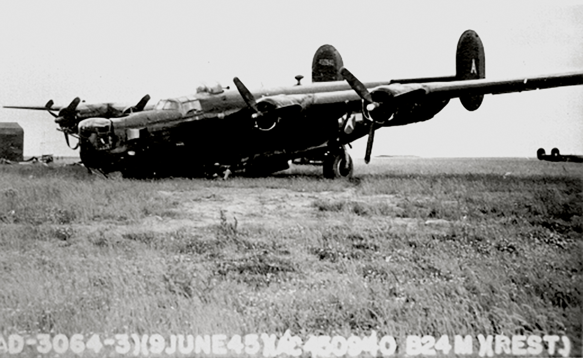 44-50940 B-24M Liberator 8AF 801BG Carpetbaggers NLS landing misshap England 01