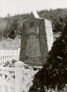 Asisbiz 42-50386 B-24H Liberator 8AF Carpetbaggers 801BG850BS tomb at St Cyr De Valorges France FRE2132