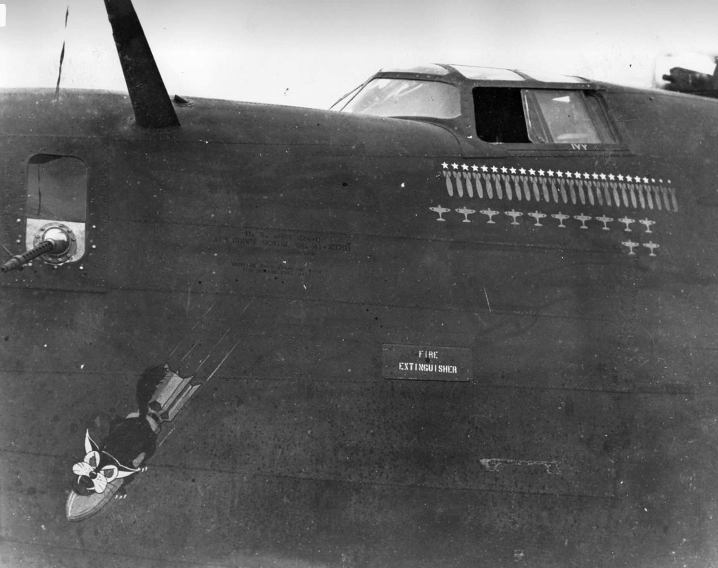 41-23751 B-24D Liberator 5AF 90BG320BS nose art left side 01