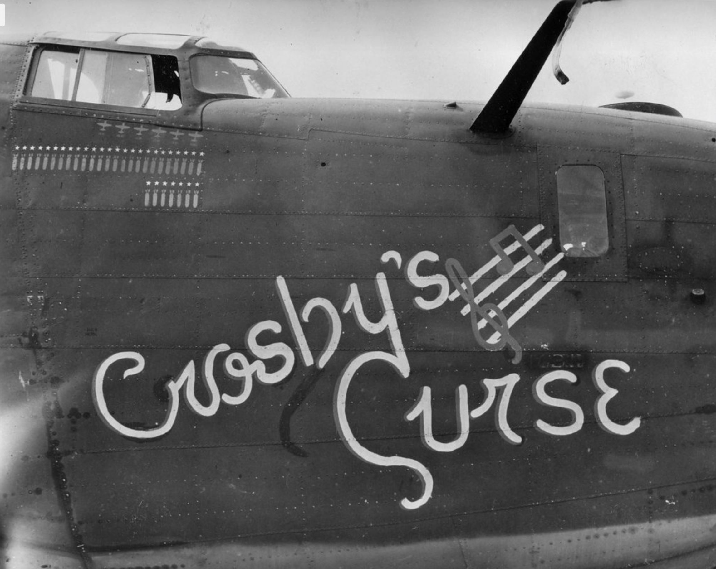 41-23835 B-24D Liberator 5AF 90BG321BS Crosby's Curse nose art right side 01