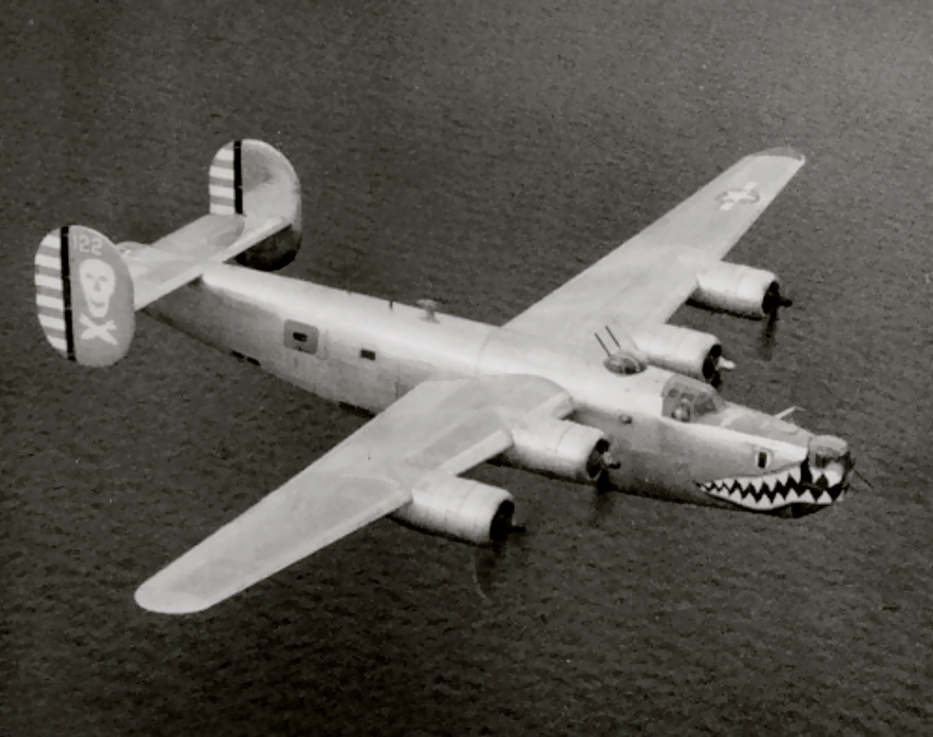 42-73122 B-24 Liberator 5AF 90BG320BS 122 in flight 01