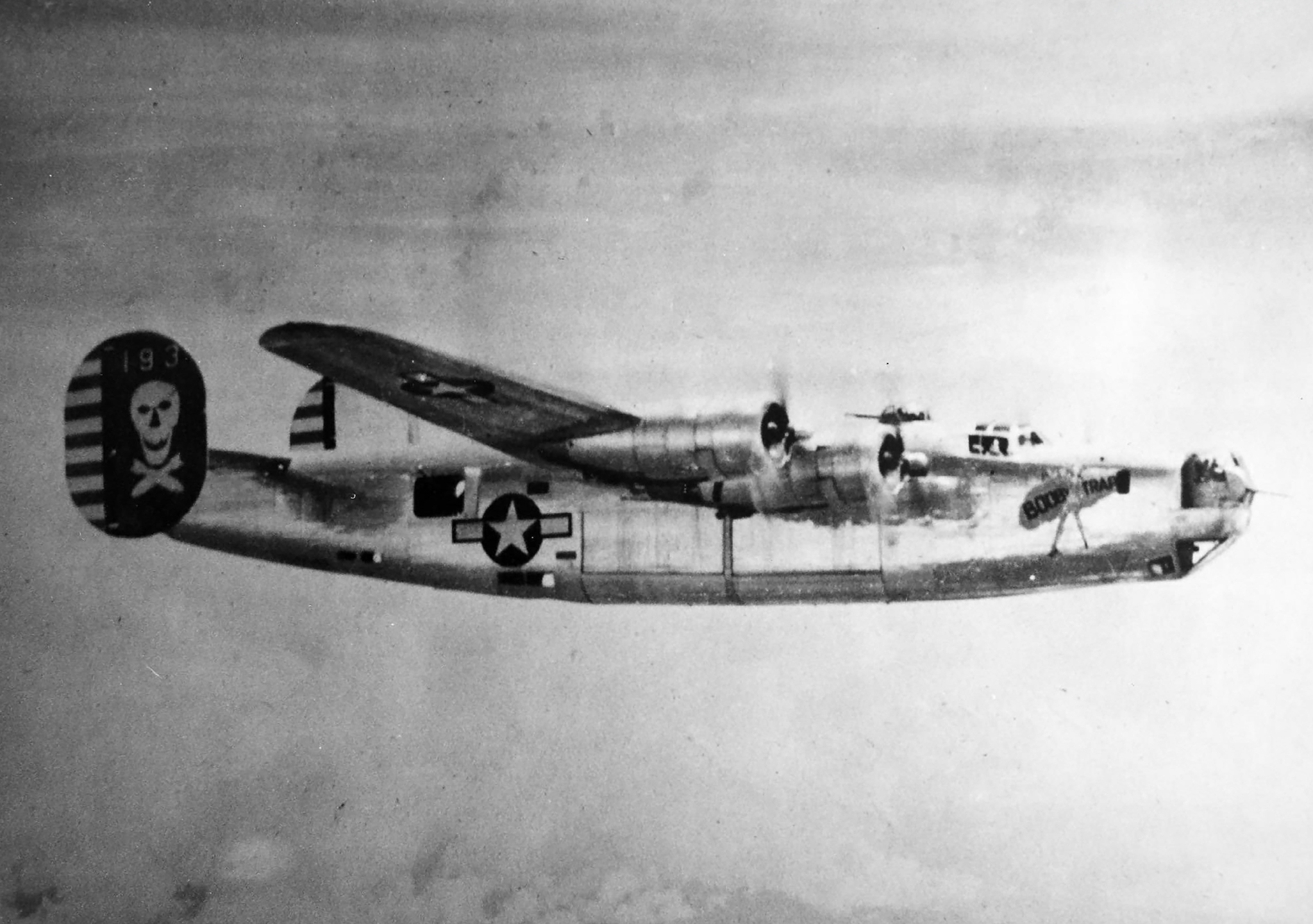 44-40193 B-24J Liberator 5AF 90BG321BS 193 Miss Jolly Roger aka Booby Trap nose art right side 02