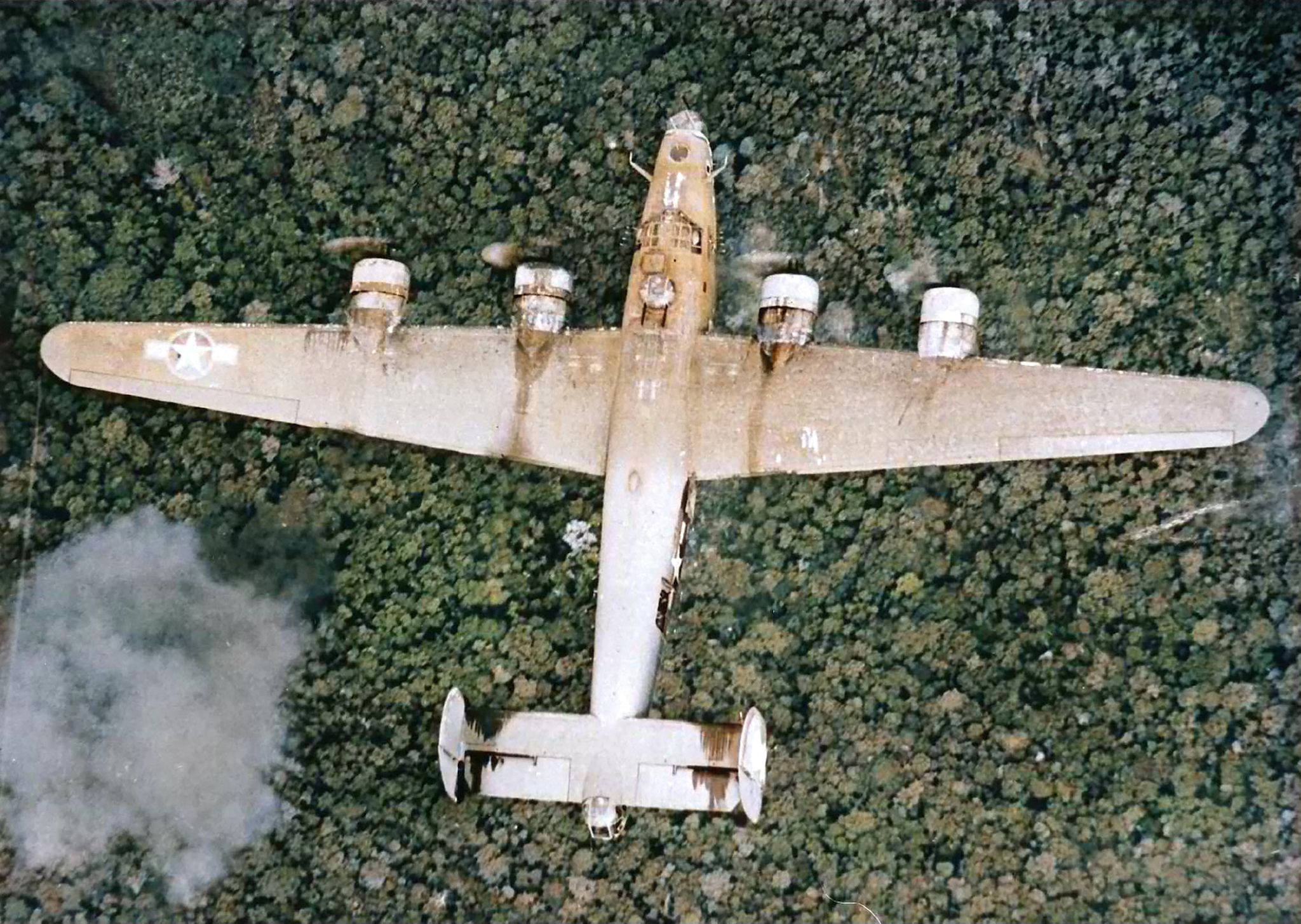 Consolidated B-24 Liberator 5AF 90BG flying over the Jungle canopy of New Guinea 1943 01