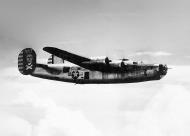 Asisbiz 42-109983 B-24J Liberator 5AF 90BG400BS Jolly Rogers Ho Hum in flight 01