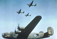 Asisbiz 41-24226 B-24D Liberator 8AF 93BG328BS GOL Joisey Bounce in formation FRE5800