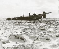 Asisbiz 41-28668 B-24H Liberator 8AF 93BG329BS REL Calais Clipper crash landing on Iceland on 20th March 1944 01
