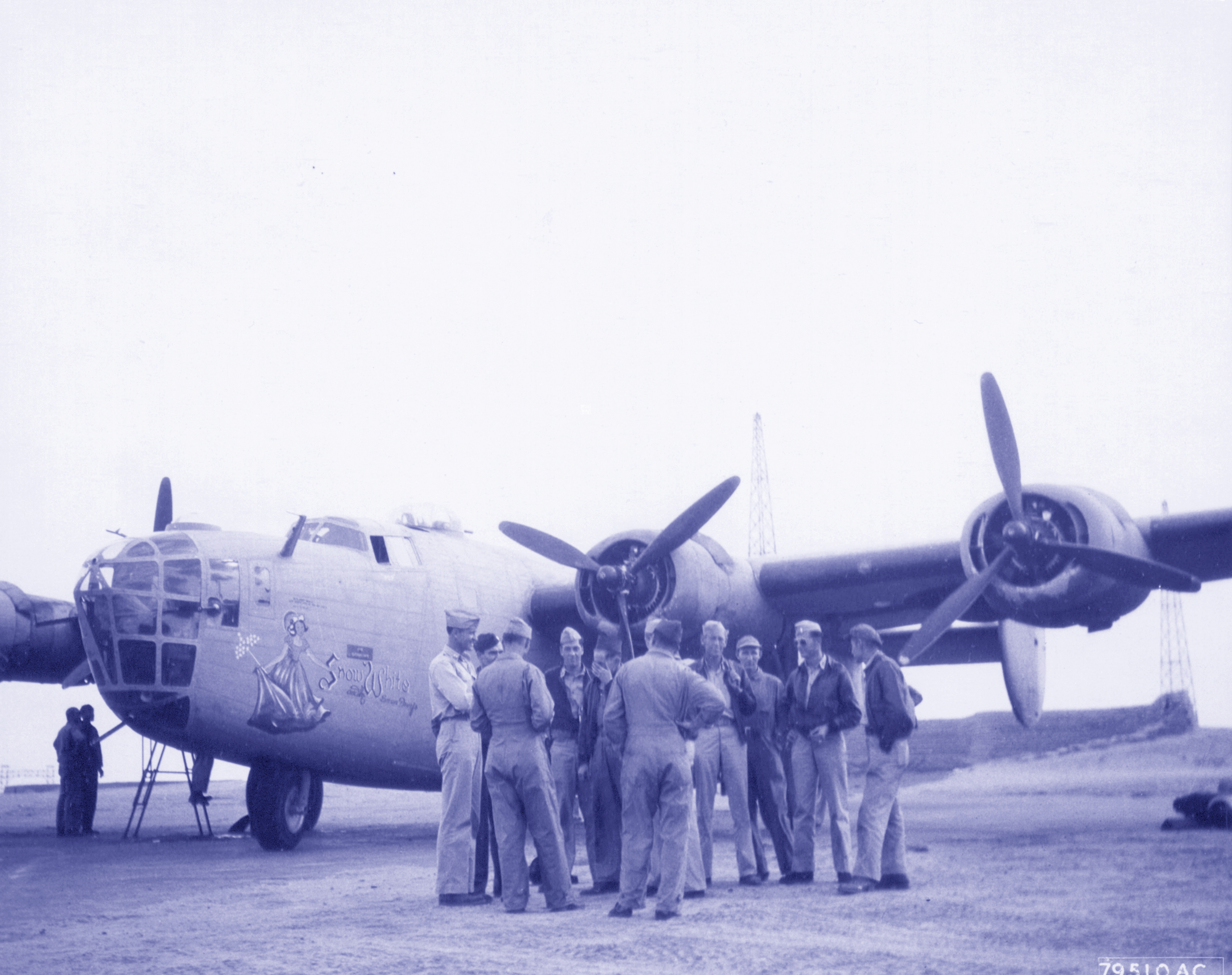 42-40364 B-24D Liberator 9AF 98BG343BS Y Snow White and the Seven Dwarves nose art Egypt 1943 NA952