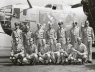 Asisbiz 41-11761 B-24D Liberator 12AF 98BG343BS R The Squaw North Africa 15th Sep 1943 01