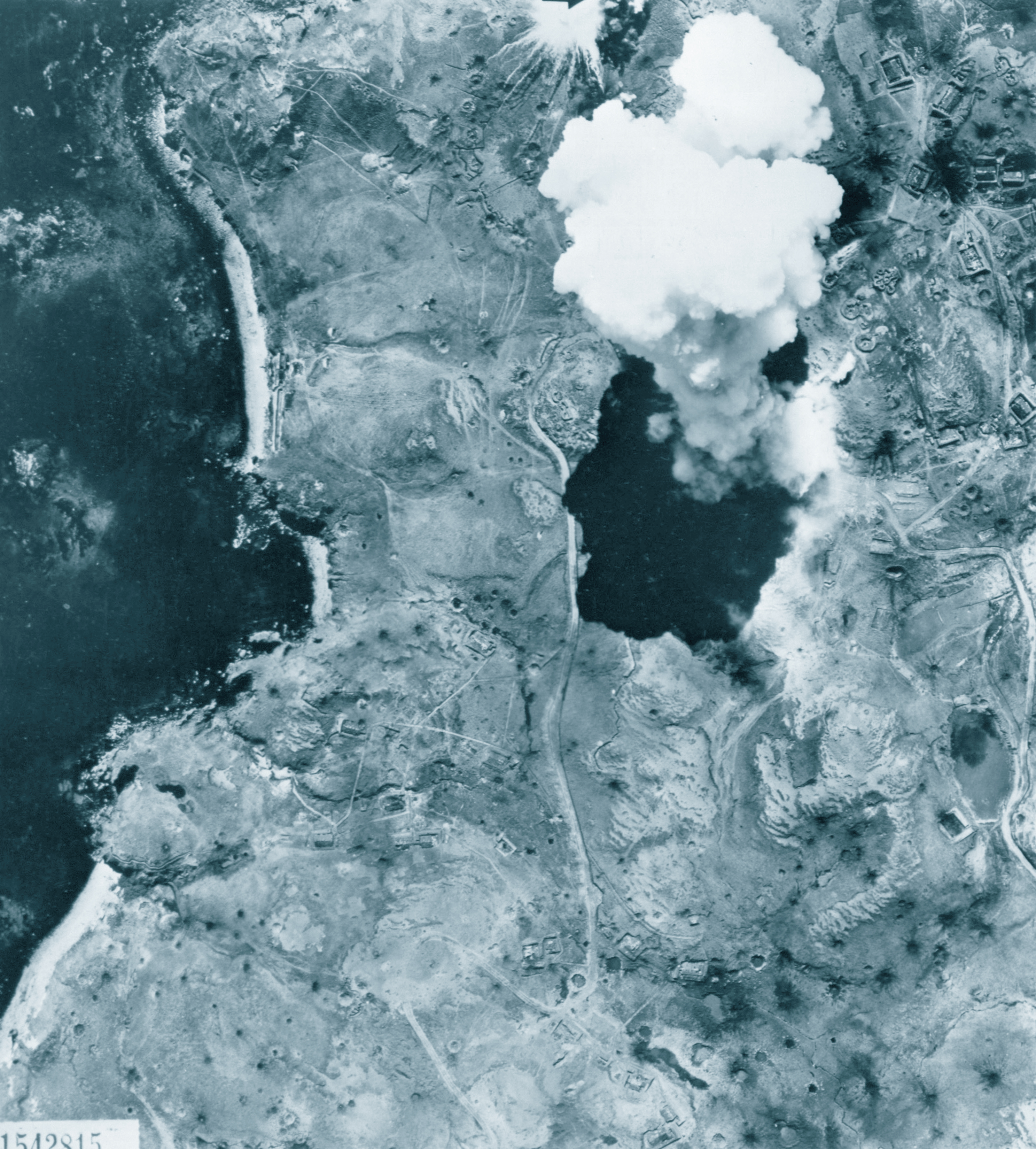 11AF Target Japanese Kiska Island Aleutians 10th Aug 1942 NA472