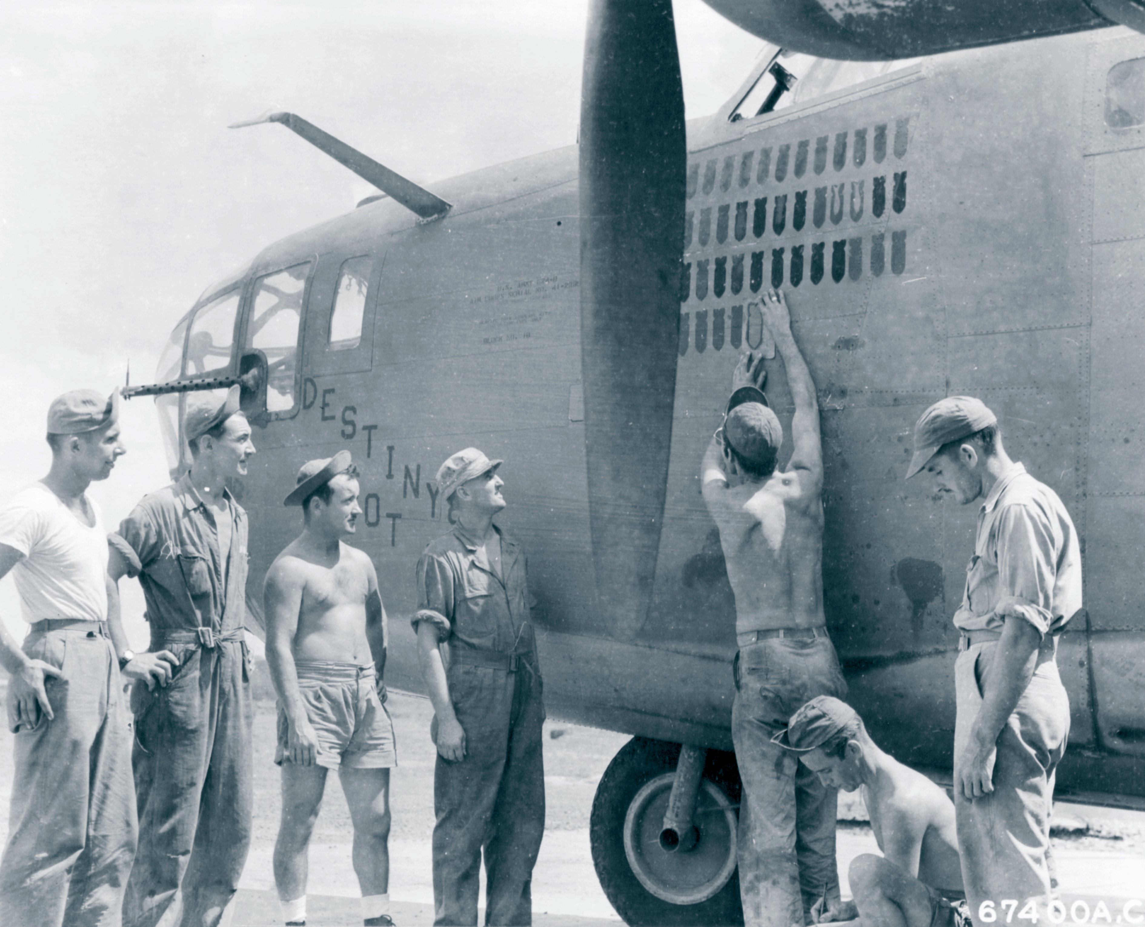 41-23865 B-24D Liberator 7BG9BS Destiny's Tot after completing 53 missions at Pandaveswar India 1943 NA1214