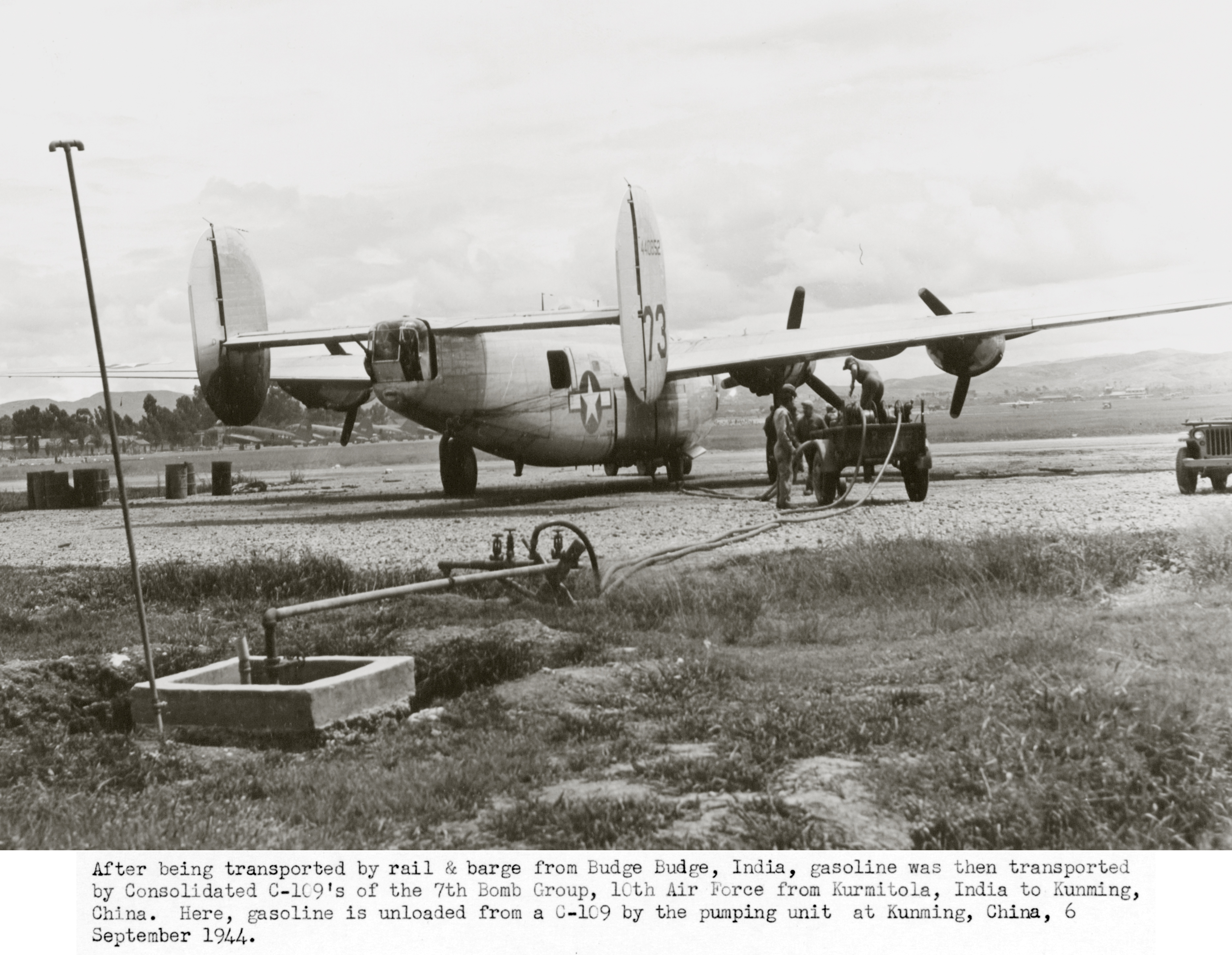 44-40852 B-24J Tanker 10AF 7BG436BS 73 transporting fuel from India to Kunming China 6th Sep 1944 02