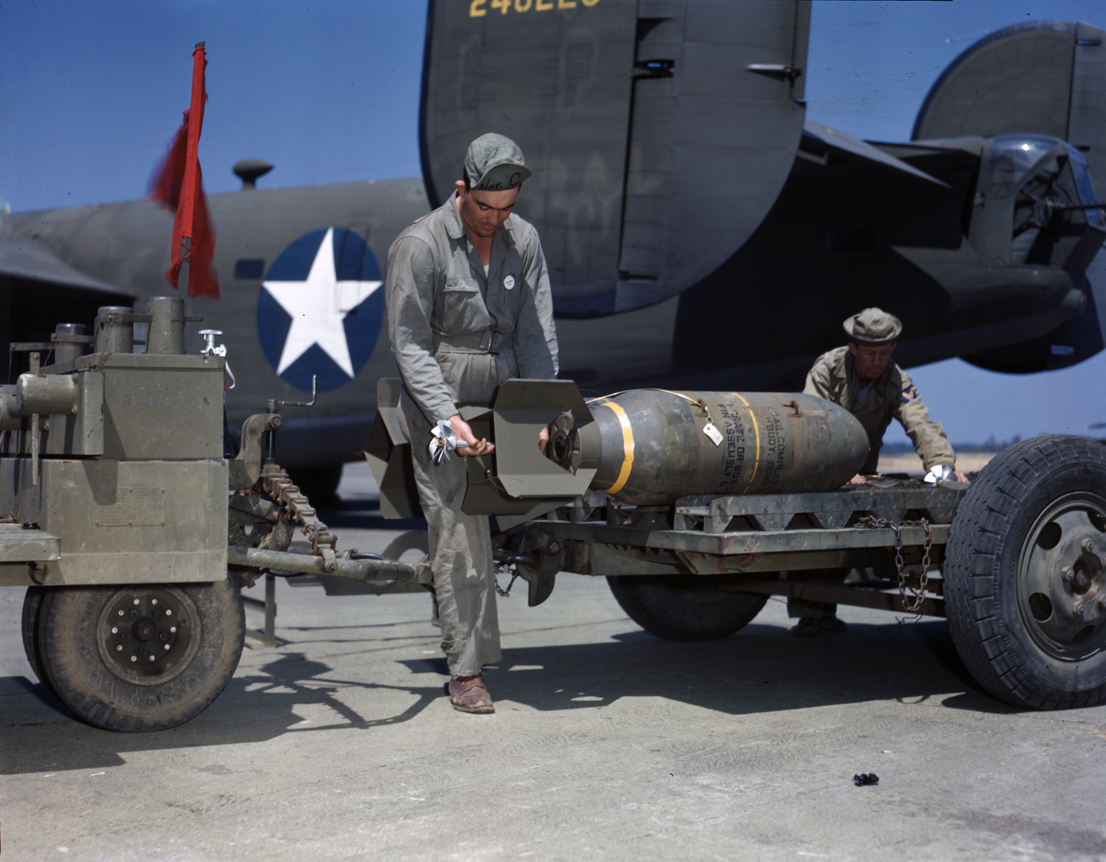 WWII color photo of USAAF 42-40223 B-24D Liberator or 42 40228 later trfd to USN as BuNo 031999 USA 01