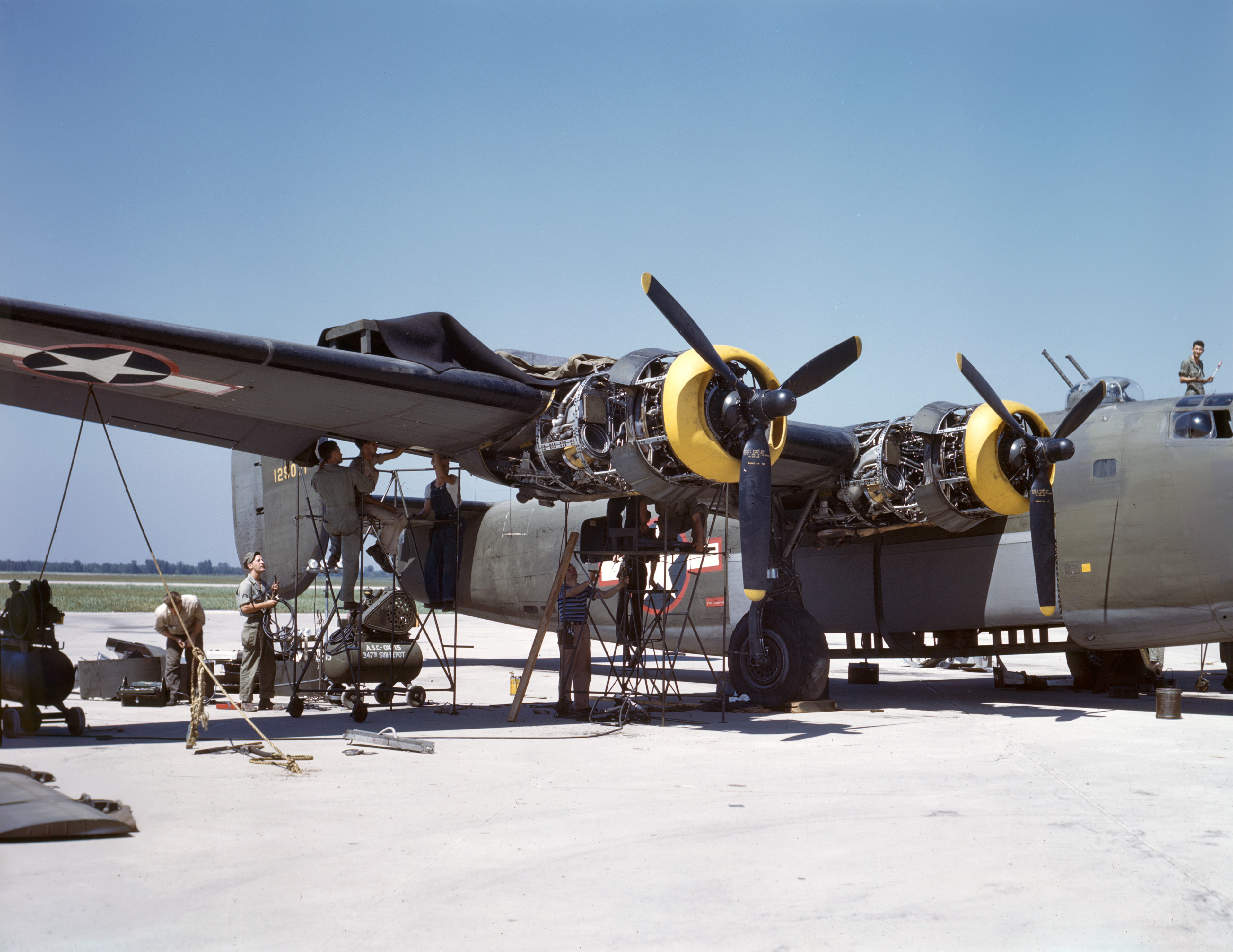 WWII color photo of USAAF 41-29071 Consolidated B-24E Liberator Sioux City Field IA 1943