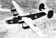 Asisbiz 40-2351 B-24D Liberator during a training flight in the USA later transfered to RAF as AM912 01